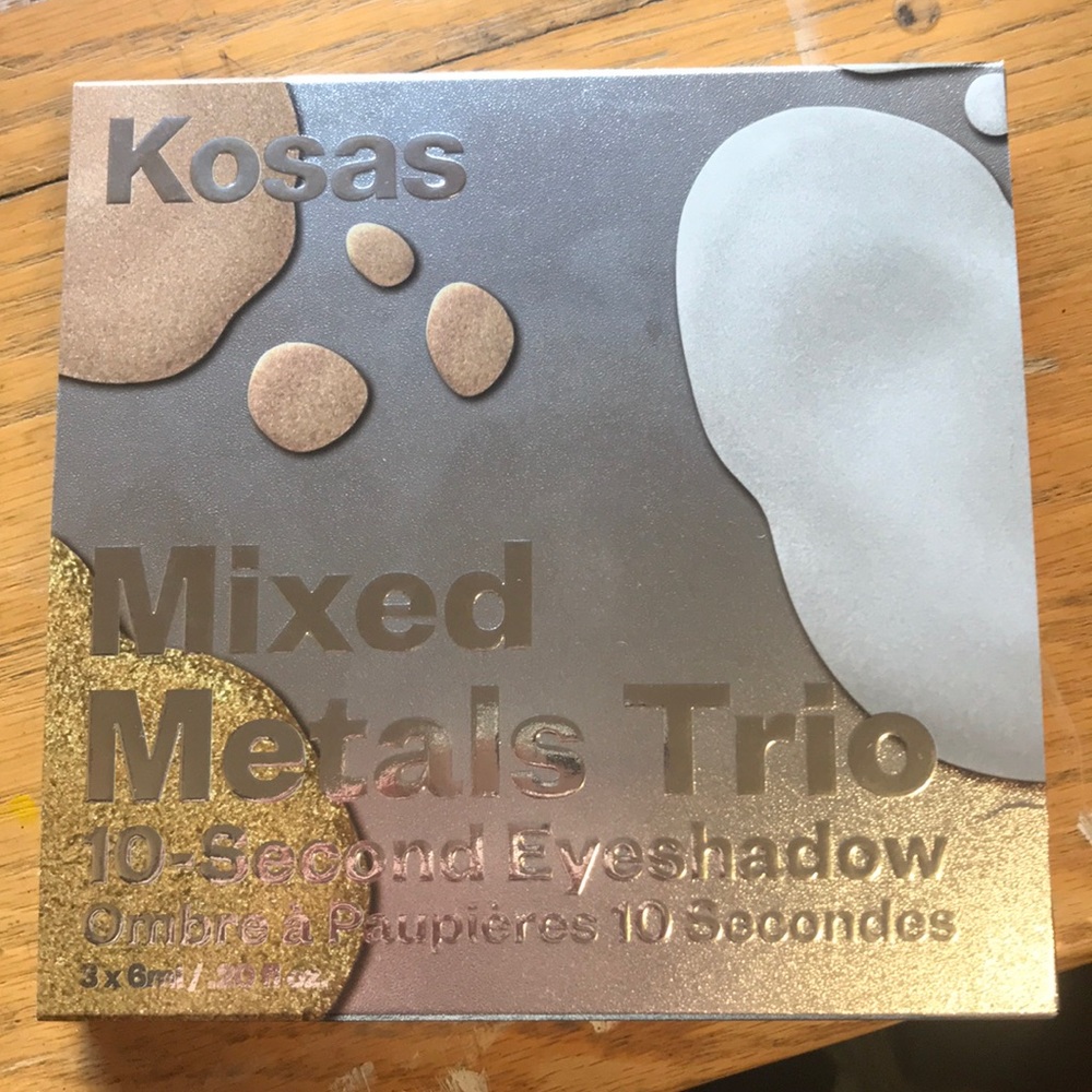 Lisa’s mixed metals trio